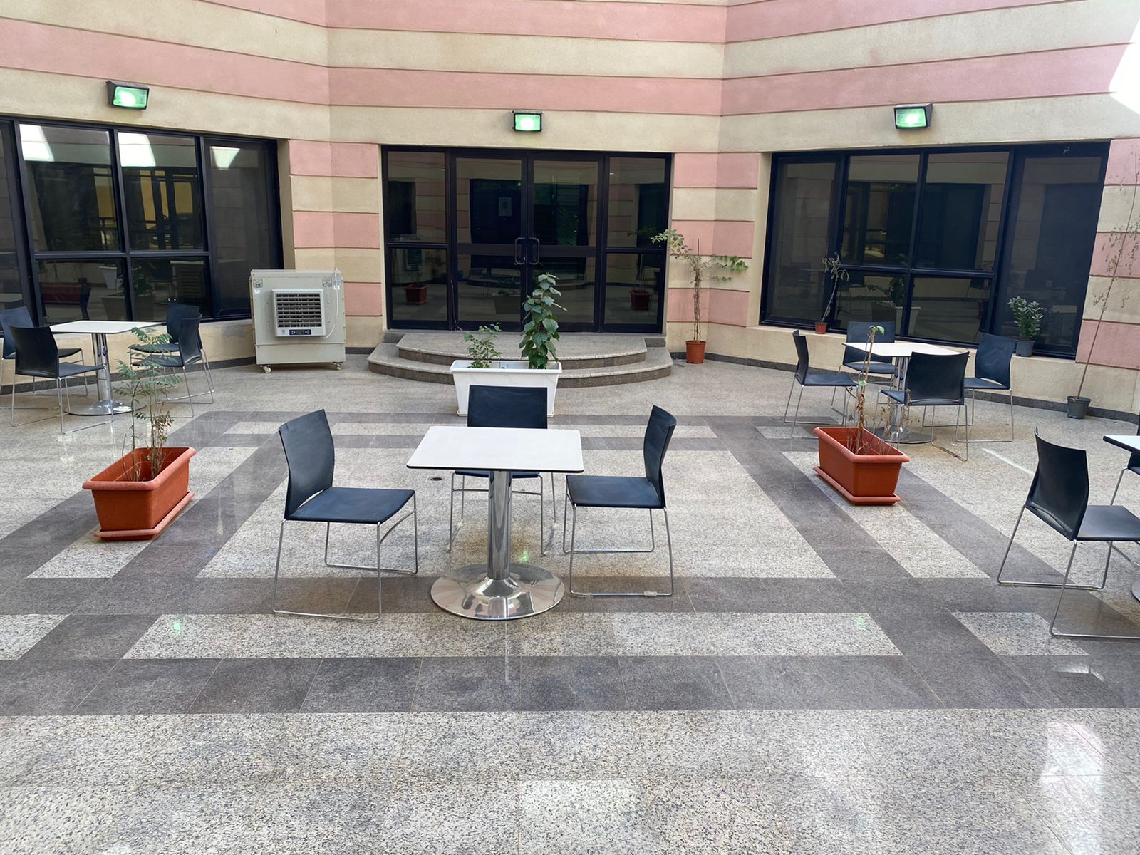 استراحة الموظفات.jpeg